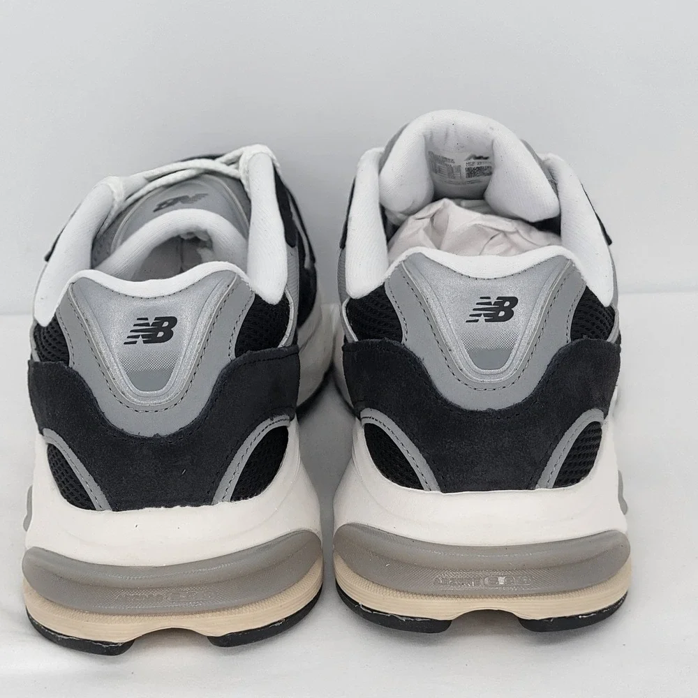 NIB New Balance 2010 Casual Sneakers - Black/Shadow Grey/Sea Mens 12 Sneakers